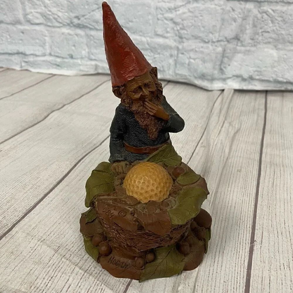 Vintage Hogan 1984 Tom Clark golf figurine 7x4.5”